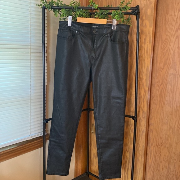 Banana Republic Lightweight Jeans - Picture 1 of 6